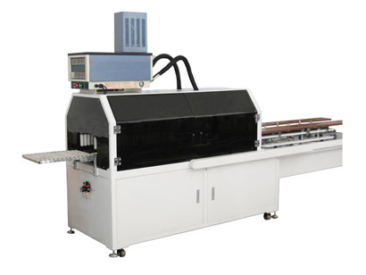 專家解析全自動(dòng)真空覆膜機(jī)器的全方位配置